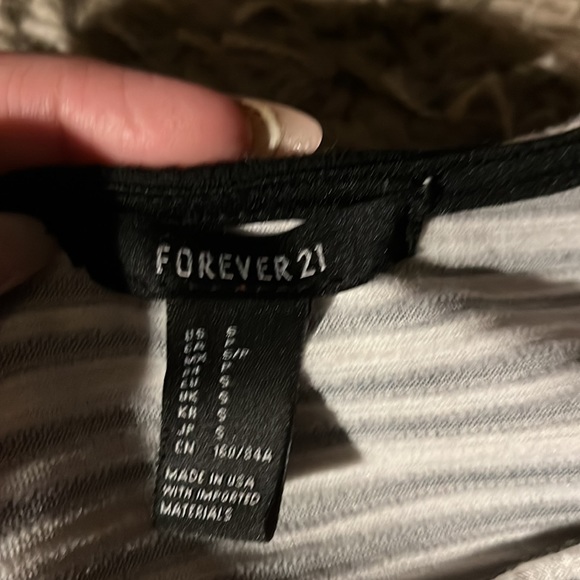 Matching set - Picture 3 of 3